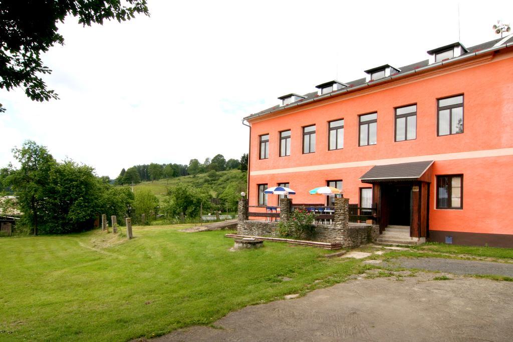 Penzion Muflon Bela nad Radbuzou Luaran gambar